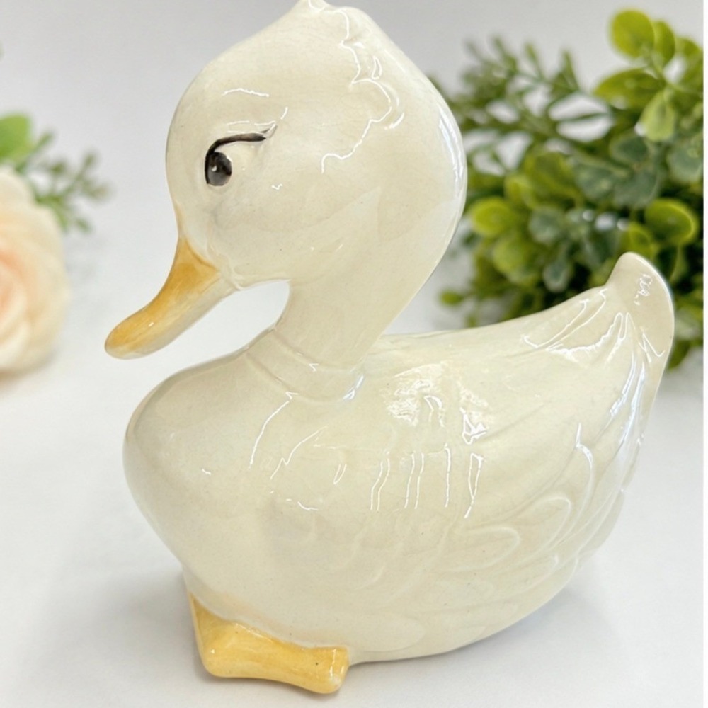 Vintage White Duck Figurine Ceramic Made in Japan Glossy Glaze Shelf Sitter